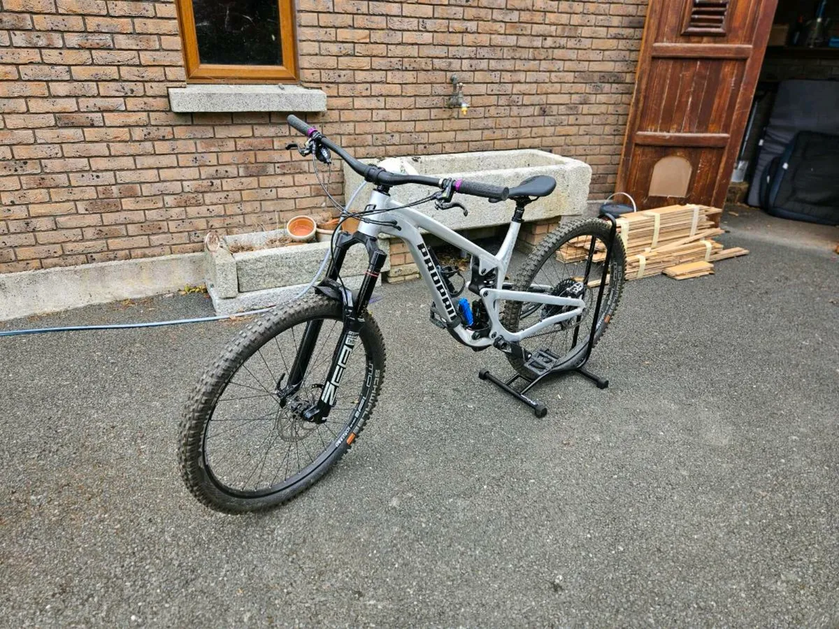 Propain Spindrift full-suspension Mountain Bike