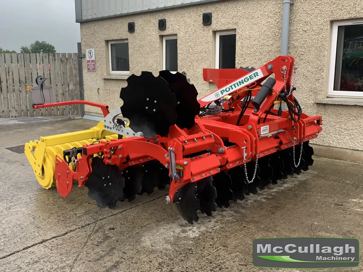 New Pottinger Terradisc 3001 Harrow