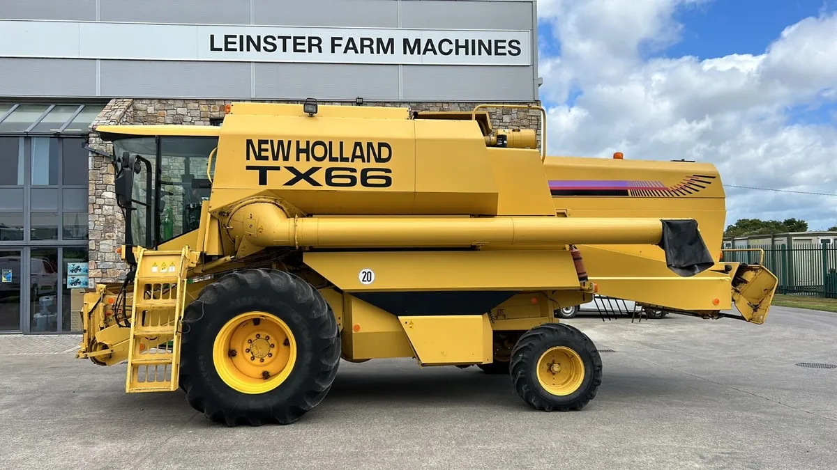 New Holland tx66 combine harvester