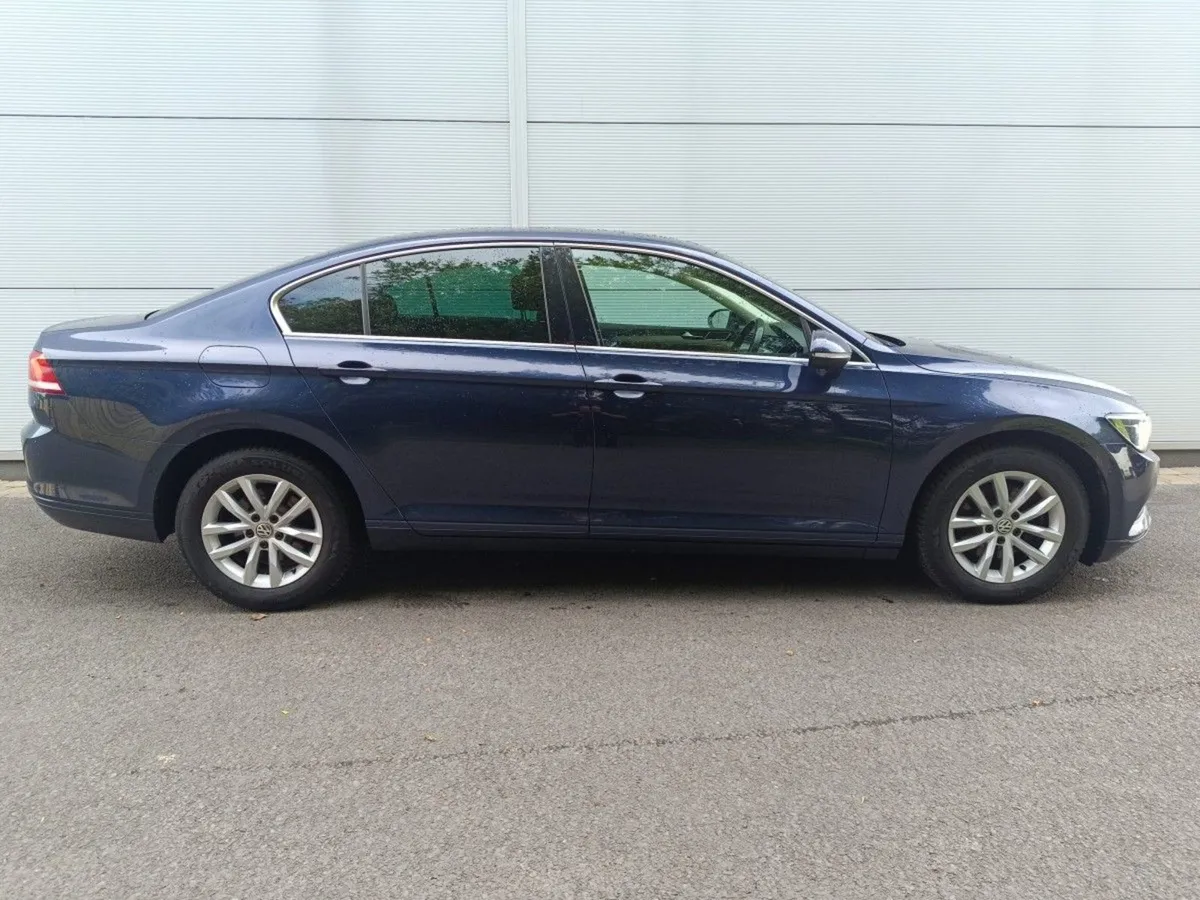 Volkswagen Passat 1.6 TDI DSG 120HP Comfortline A - Image 2