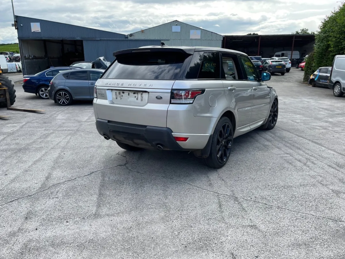 2017 Range Rover sport 3.0 - Image 4