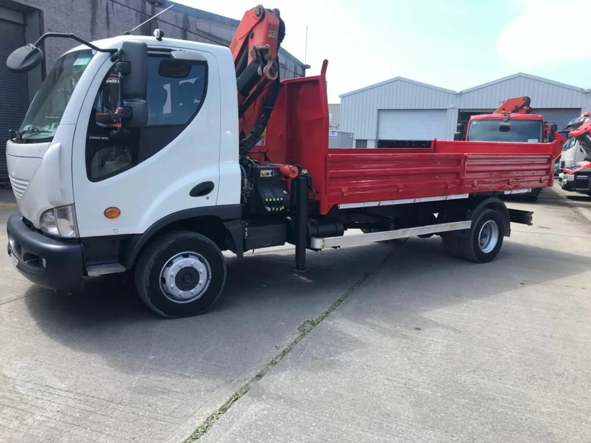 AVIA 12T TIPPER WITH 8.5T CRANE FOR HIRE - Image 2