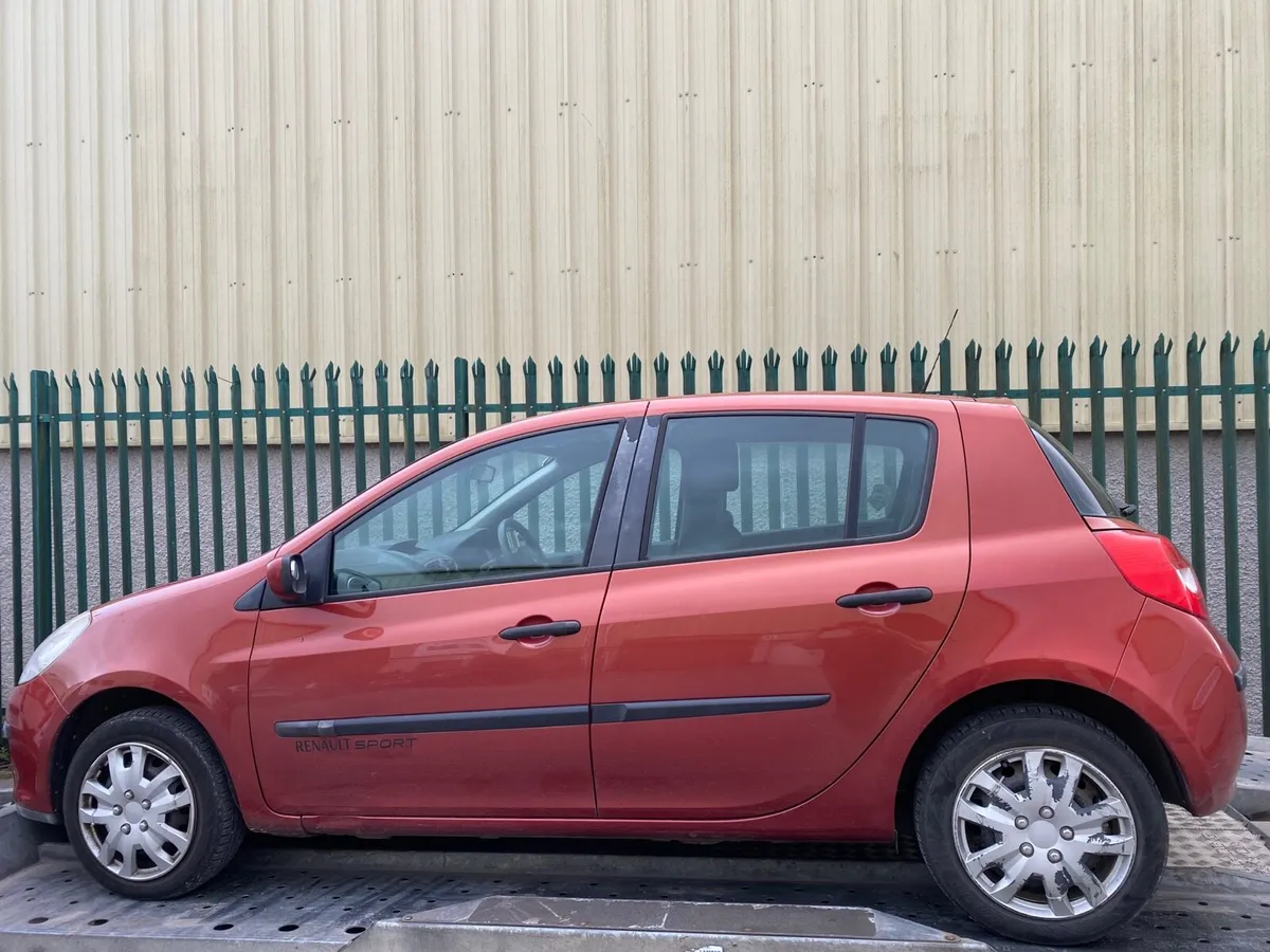 Renault Clio for breaking