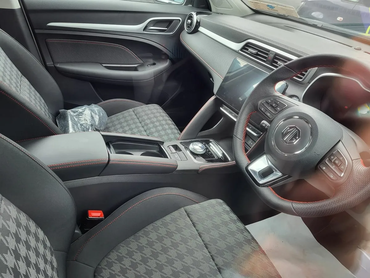 MG ZS EV / 2025/Fully Electric/ Taxi Spec !!! - Image 4