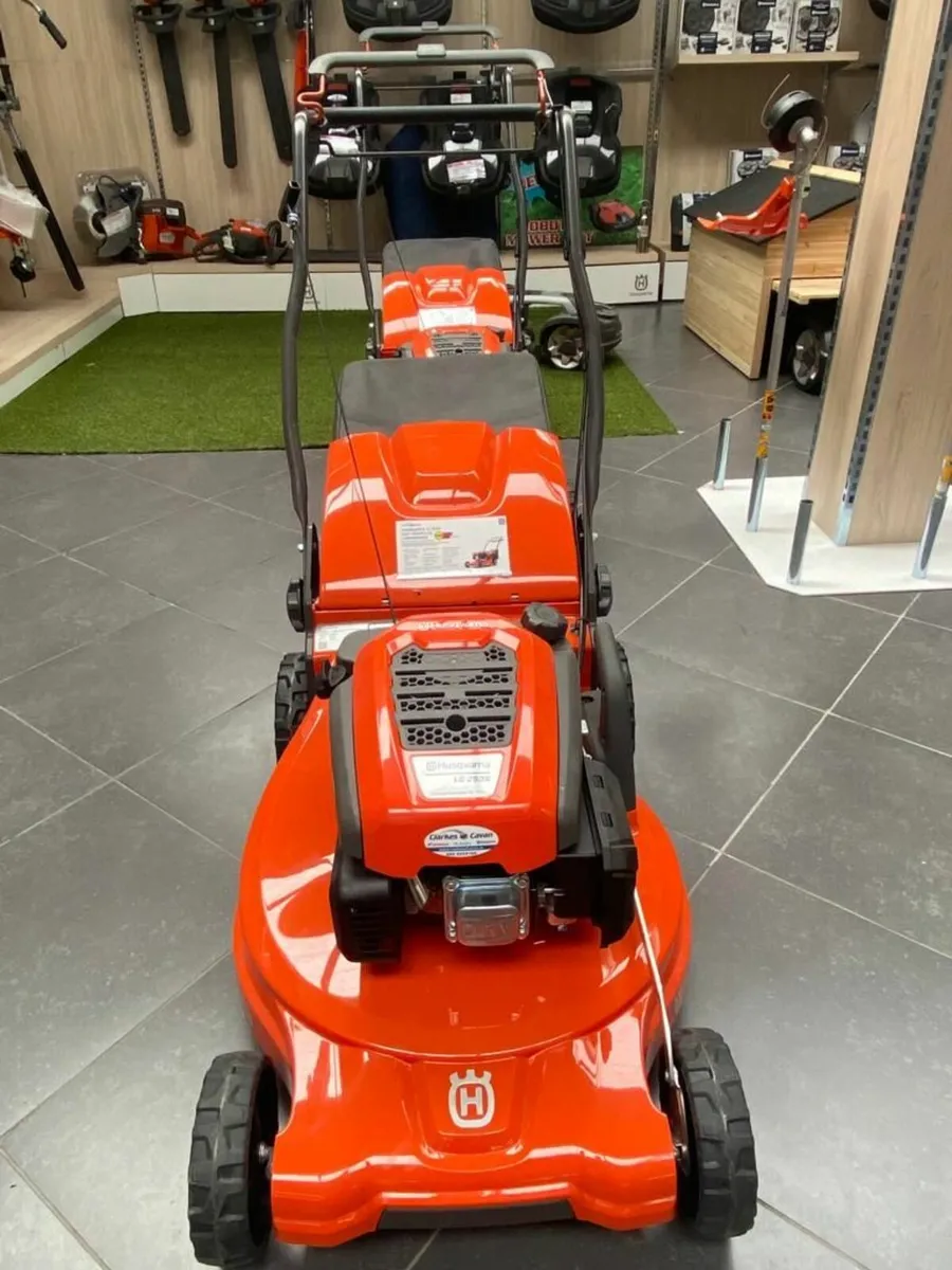 Husqvarna LC253S walk-behind lawnmower - Image 4