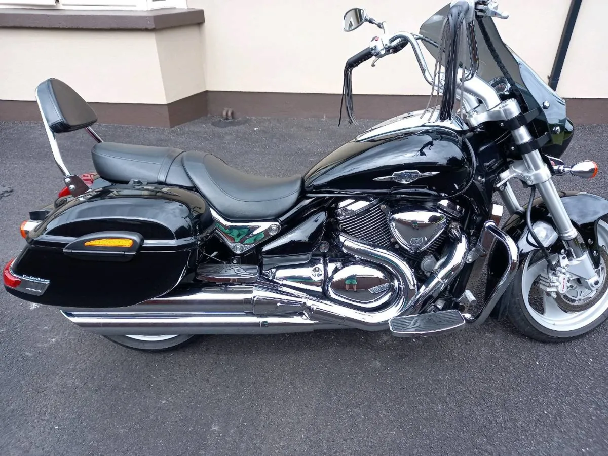 2011 suzuki intruder 1500