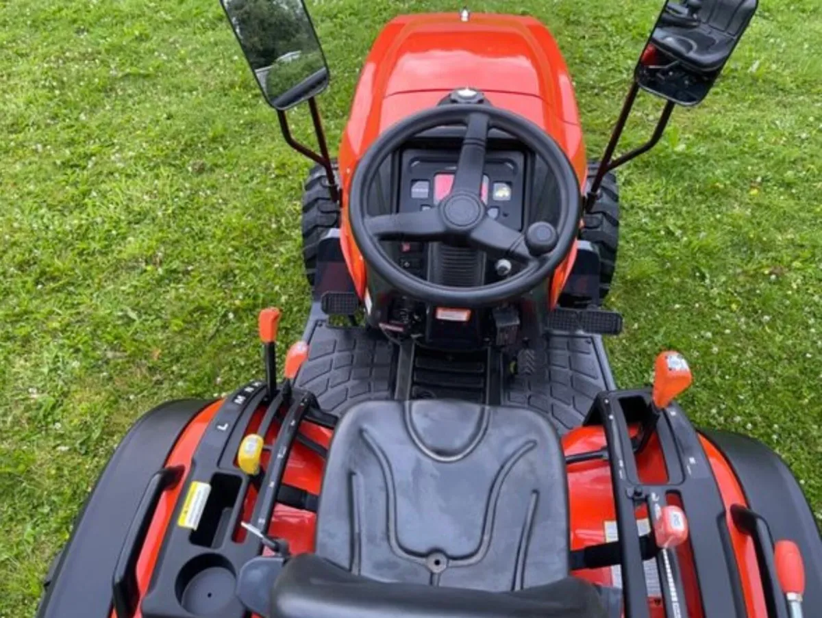 New Avenger Compact tractors - Image 3