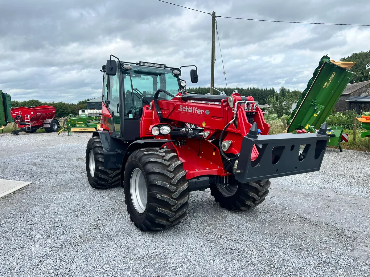 2023 Schaffer 6680T