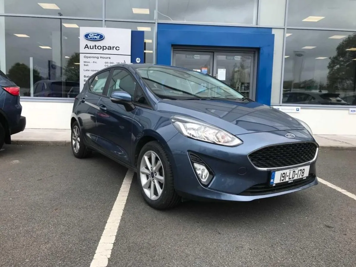 Ford Fiesta Zetec 1.10 70ps 5speed 4DR 5DR  reduc