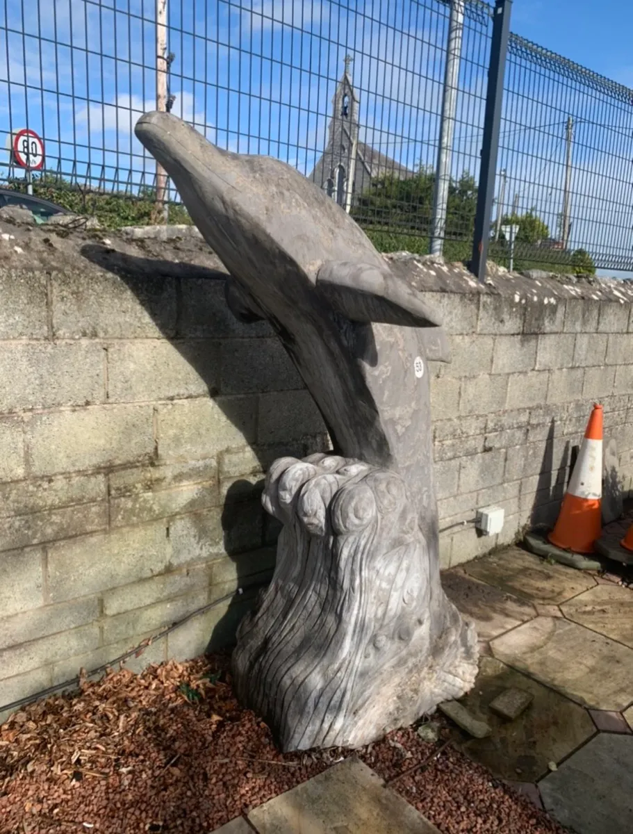 Pair limestone dolphins life size - Image 4