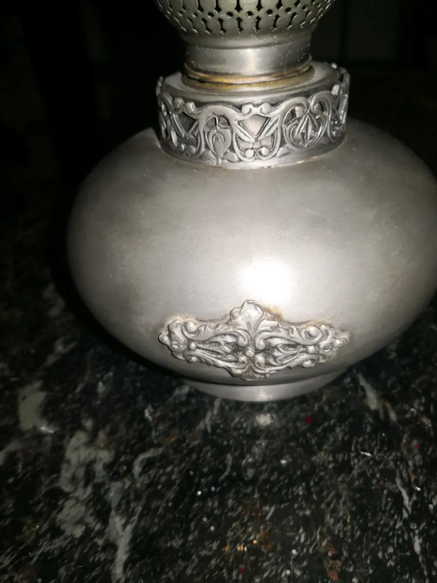 Antique pewter oil lamp with glass shade - Image 3