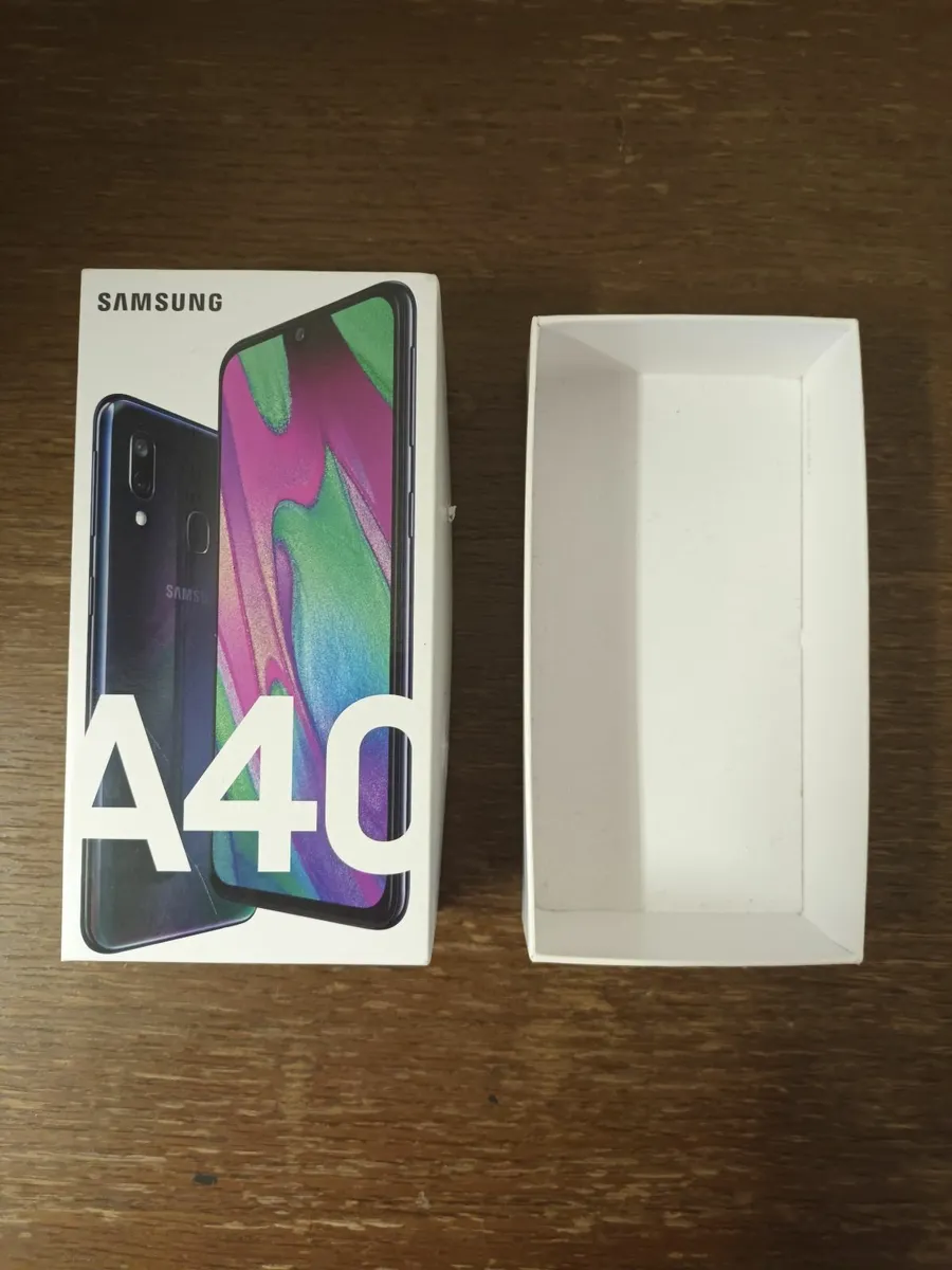 Samsung Galaxy A40 - Image 1