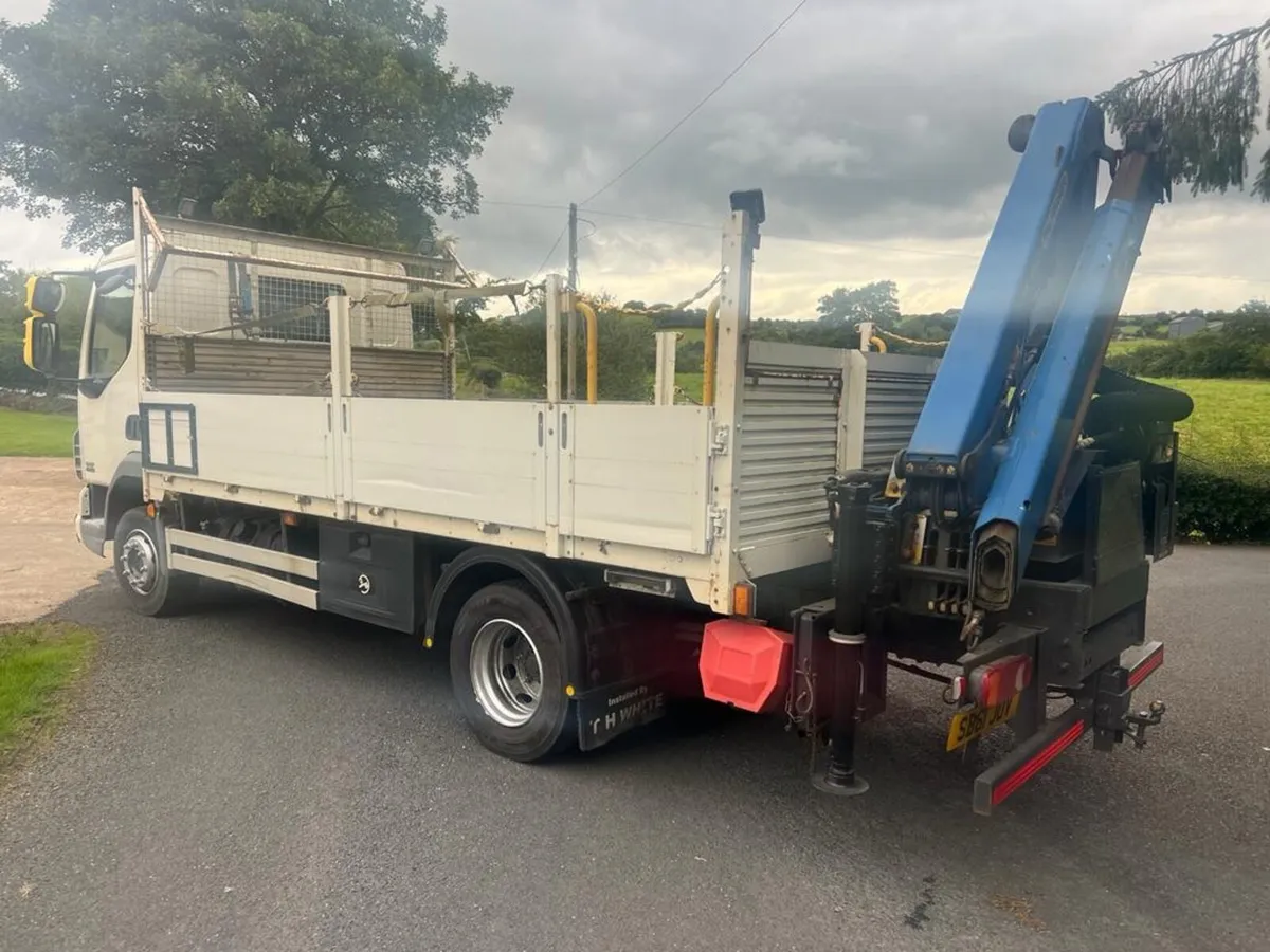 Daf LF 45/180 Dropside rear crane - Image 2