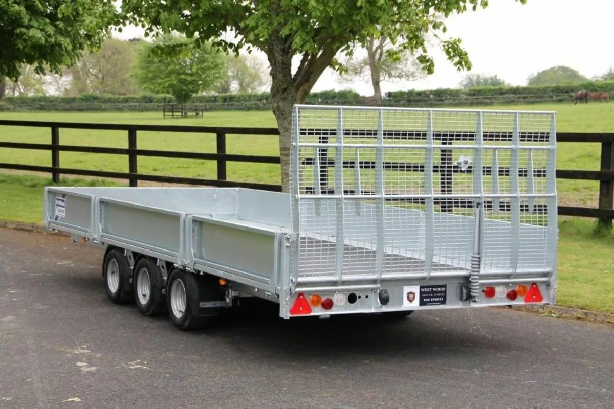 New TB166 16'6'' x 6'8'' Ifor Williams Tiltbed - Image 2