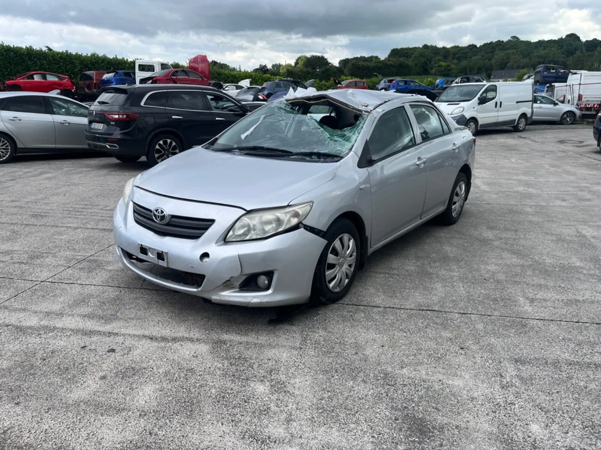 2010 Toyota Corolla saloon 1.4 D4D 5sp - Image 2