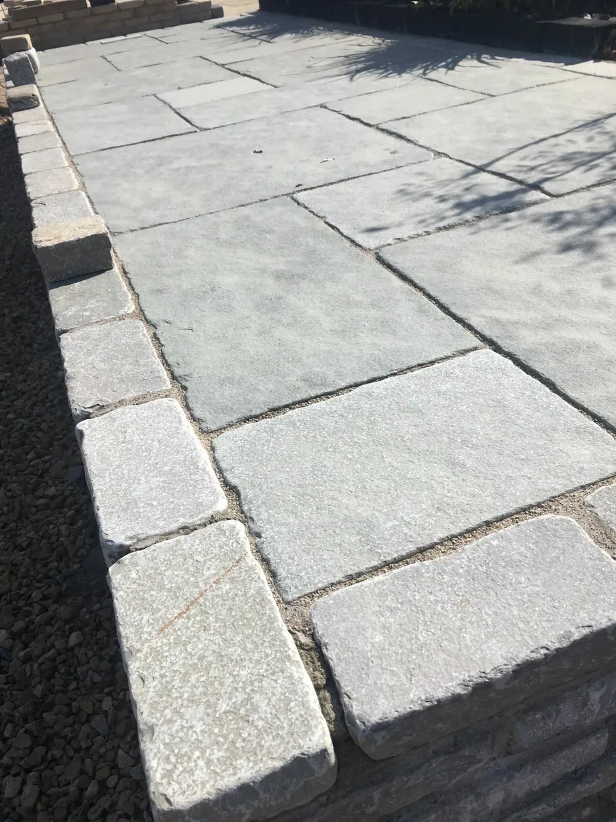 Grey /  Blue limestone paving - Image 3