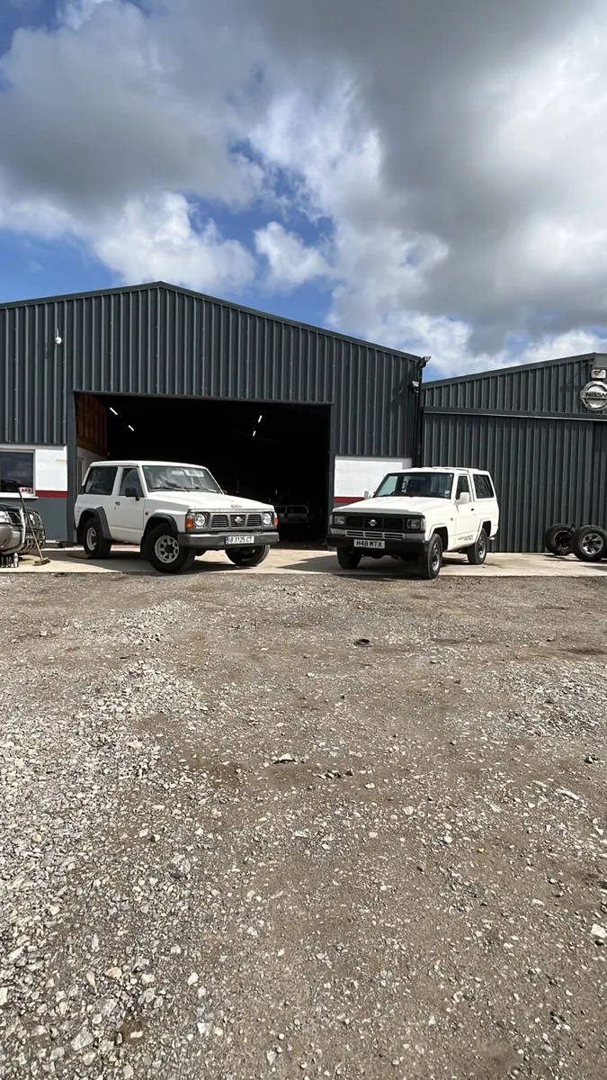 Nissan patrol wanted 2.8 4.2 - Image 4