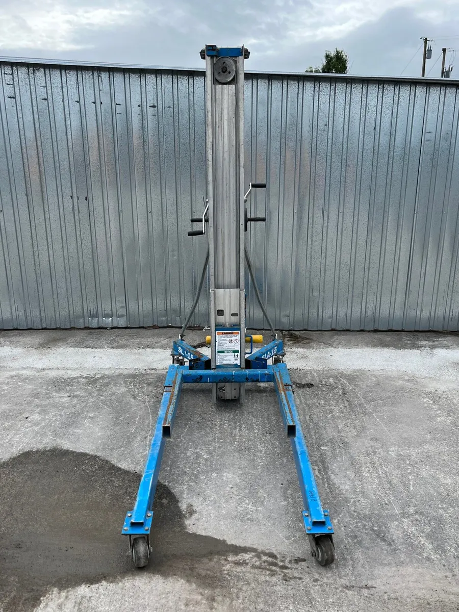 Genie Super Lift manual Stacker SLA-15 - Image 3