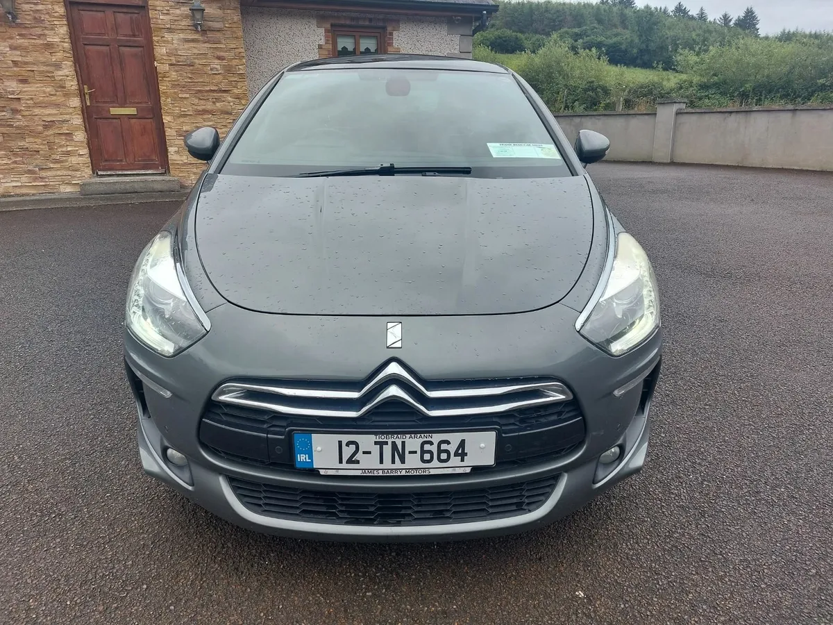 2012 Citroen DS5 - Image 1