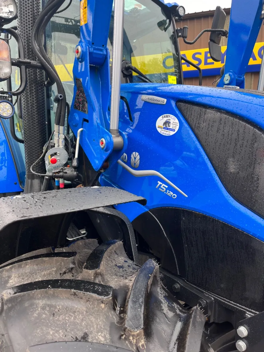 NewHolland T5.120 ElectroCommand - Image 4