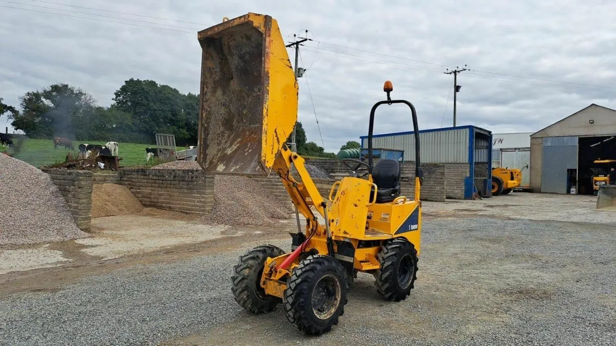 2016 Thwaites 1 ton High Tip dumper - Image 1