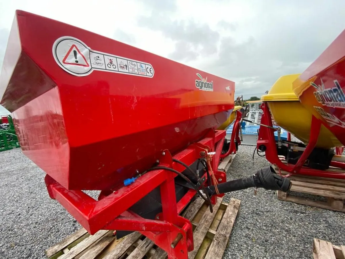 Fertiliser Spreaders Clearance Sale for sale in Co. for €