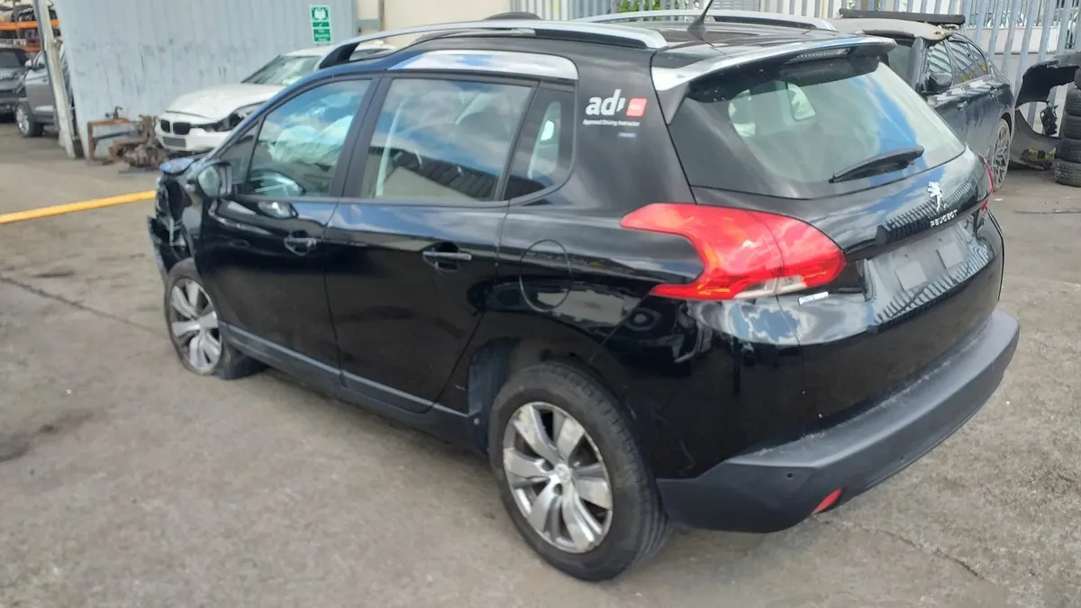 16 PEUGEOT 2008 1.2 P FOR BREAKING - Image 4