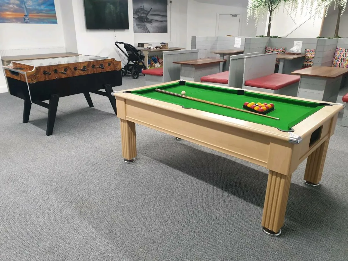 Pool table's
