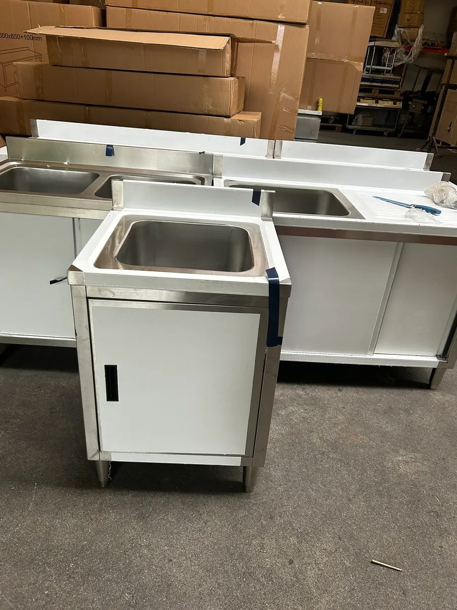 Sale on New top qualitySinks and table with cupbo