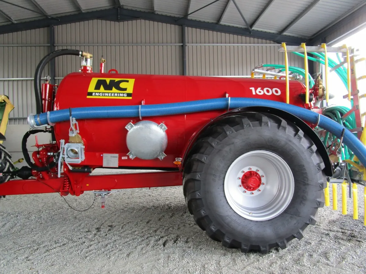 NEW NC 1600 Tanker c/w Dribble Bar - Image 1