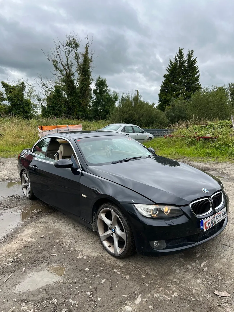 Breaking bmw e93 320d n47d20a black sapphire met - Image 1