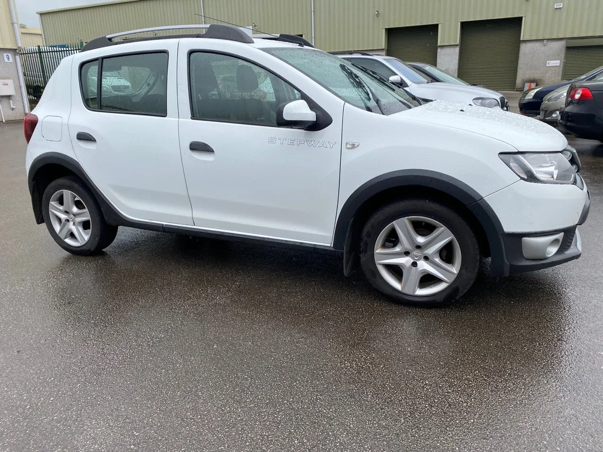 Dacia Sandero stepway 1.5dci for breaking - Image 1