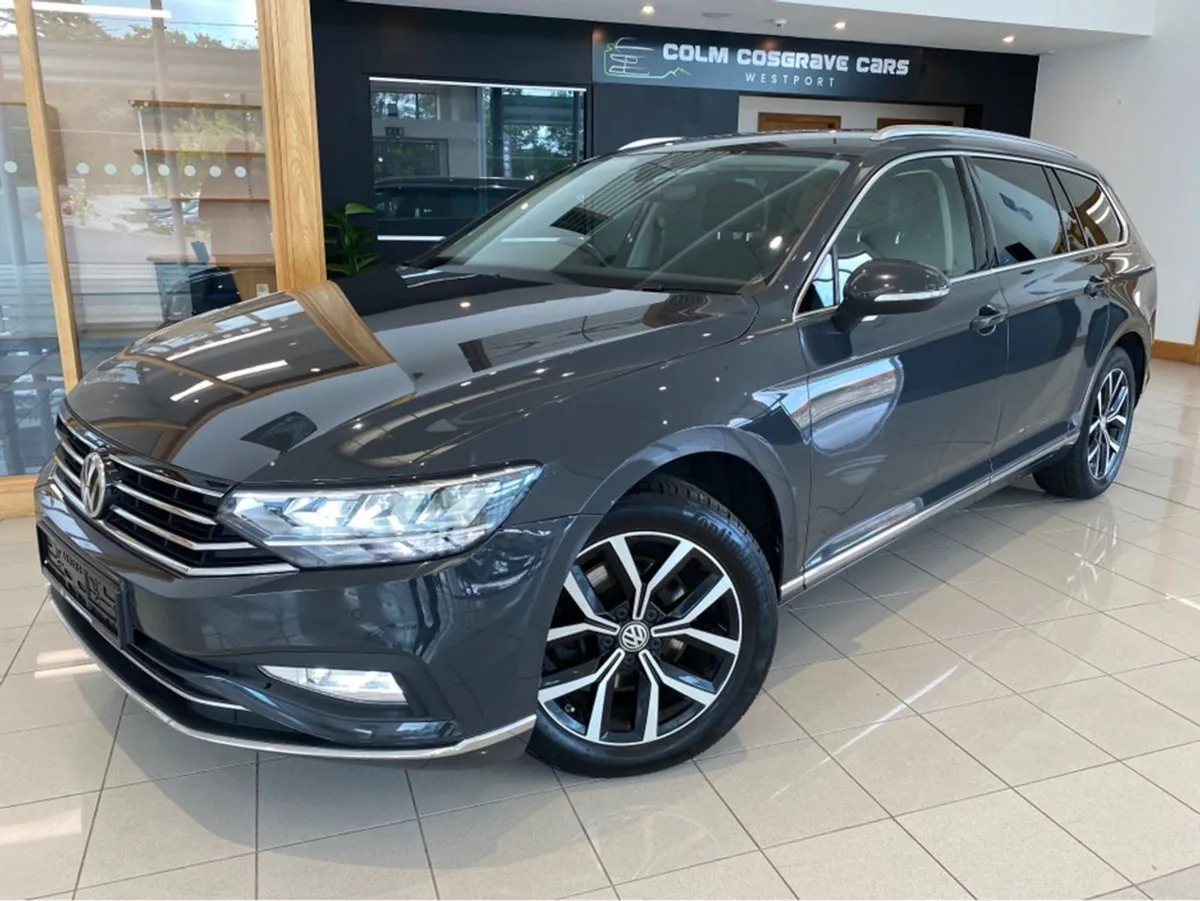 Volkswagen Passat Elegance 2.0 TDI Manual 6speed - Image 3