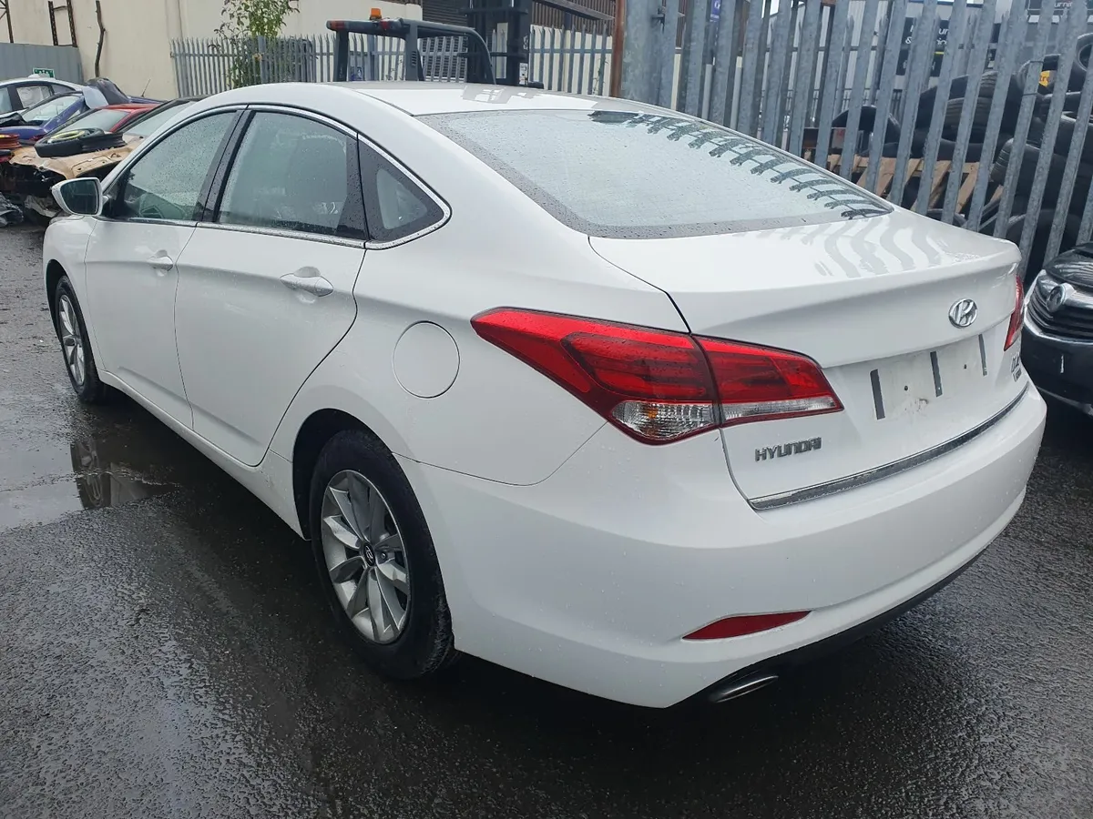 16 HYUNDAI I40  1.7 CRDI FOR BREAKING - Image 3
