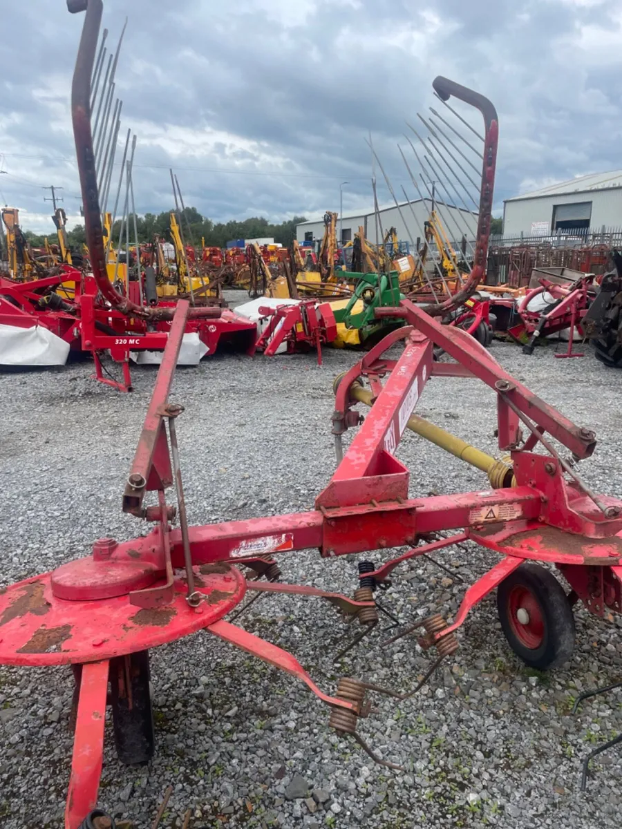 Lely lotus 300 tedder - Image 2