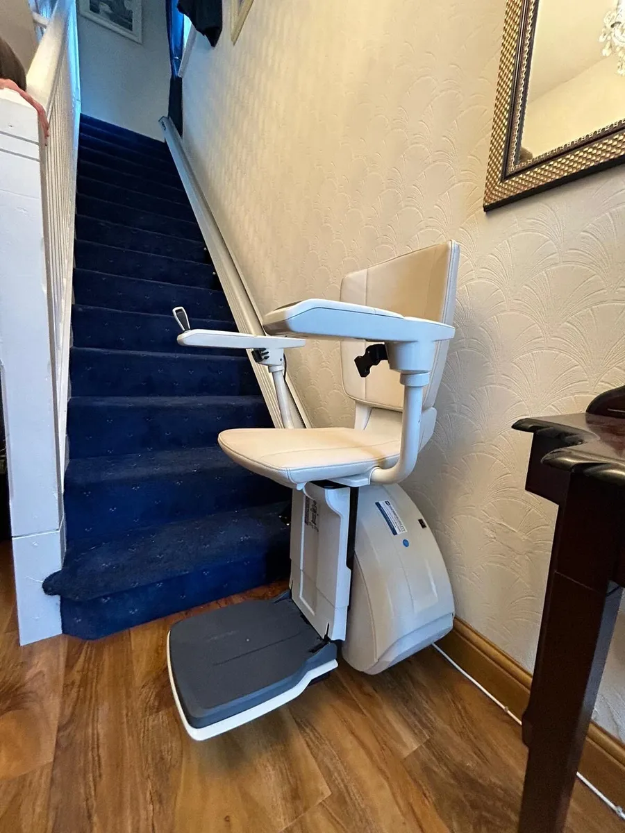 ✅ Stairlift with LIFETIME warranty. New & Used. - Image 4