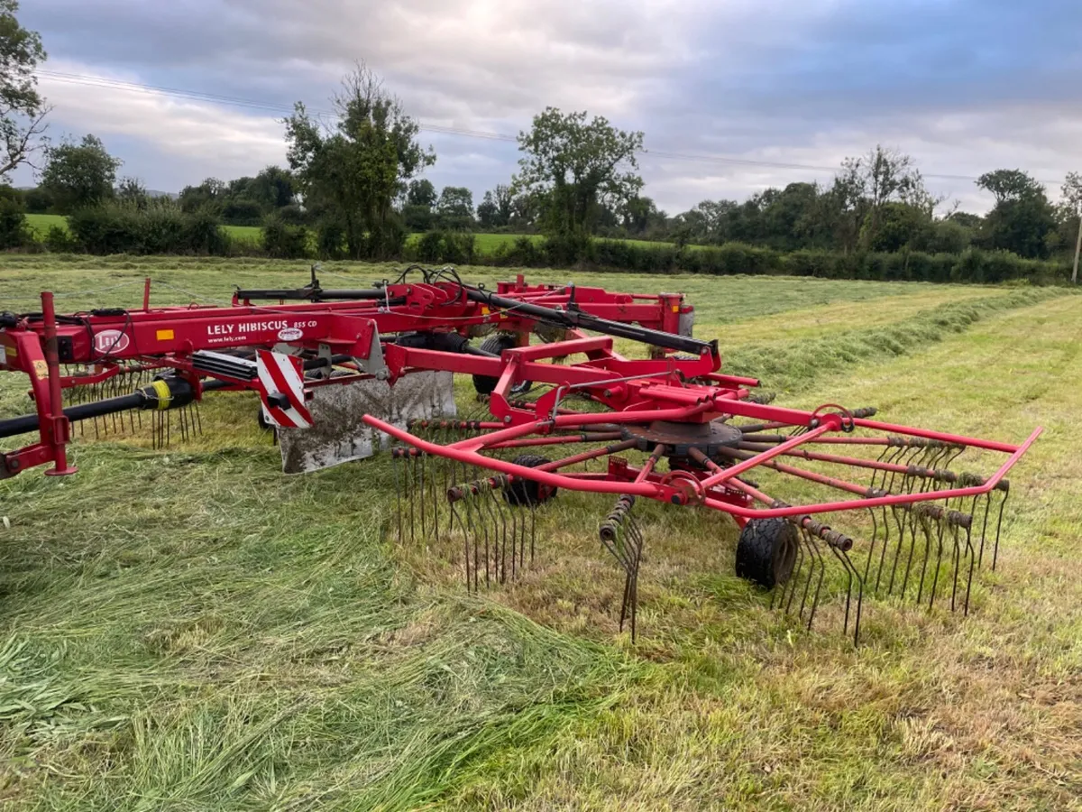 Lely Hibicus 855 30ft rake - Image 2