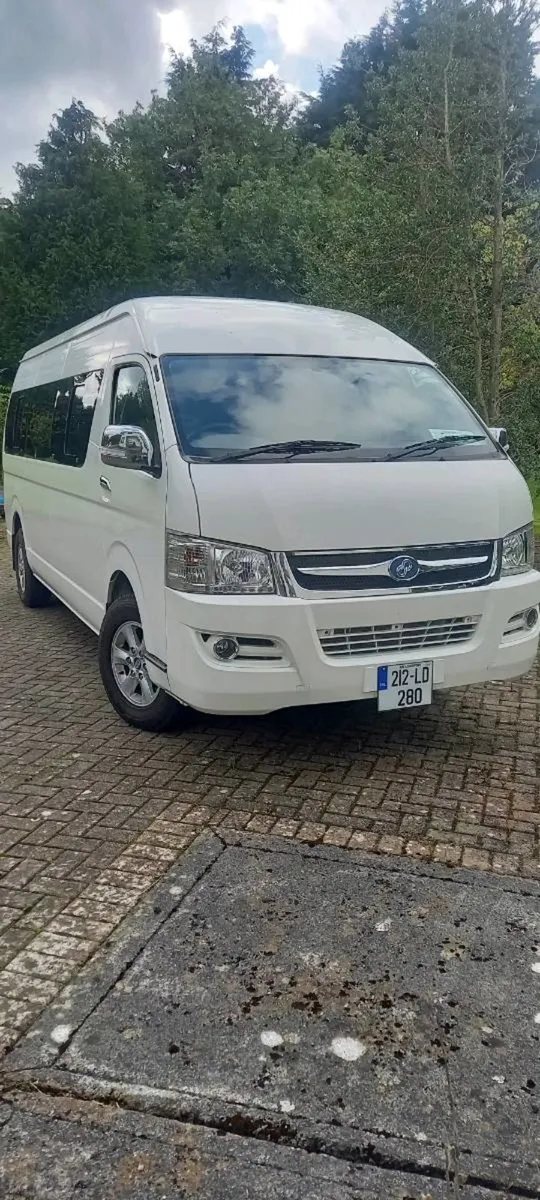 212 Cam placer x(Toyota Hiace) - Image 1