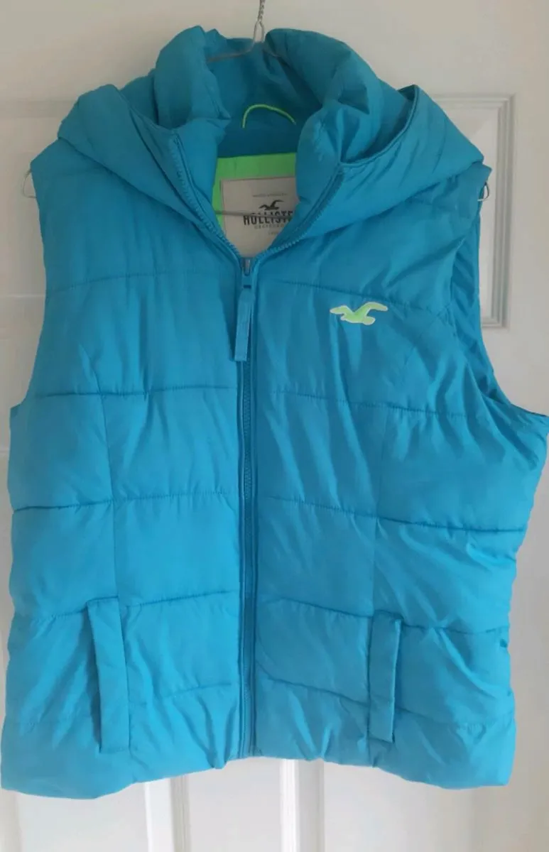 Hollister Jacket for sale in Co. Tipperary for €25 on DoneDeal