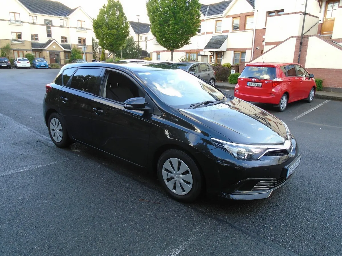 Toyota Auris,6 Speed, One Owner,Total Price 12500