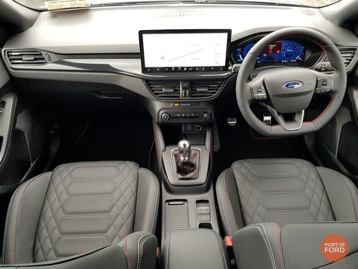 Ford Focus 1.0 Ecoboost ST Line X 125HP - Image 2