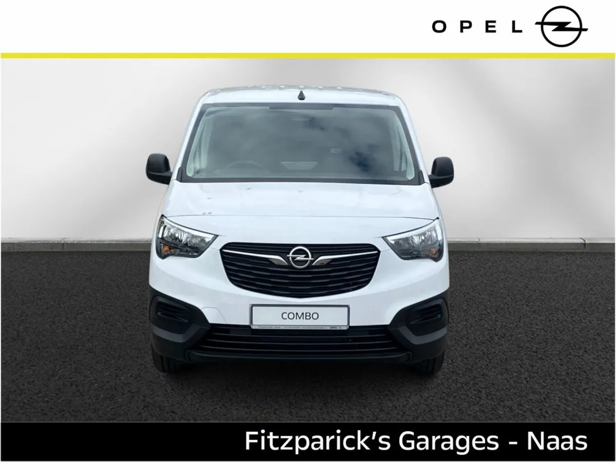 Opel Combo 1.5 Turbo D 100PS Edition Plus 7 Seater - Image 3