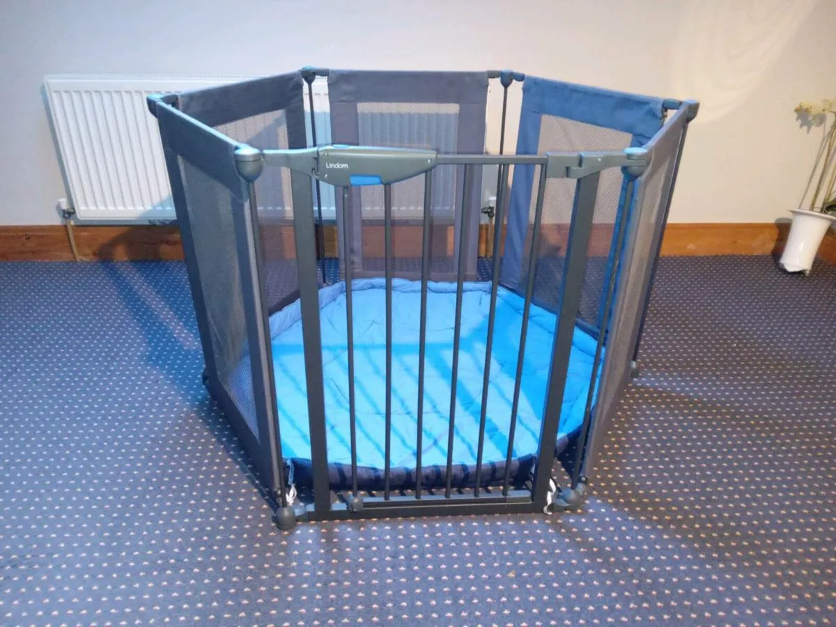 Lindam baby hot sale playpen