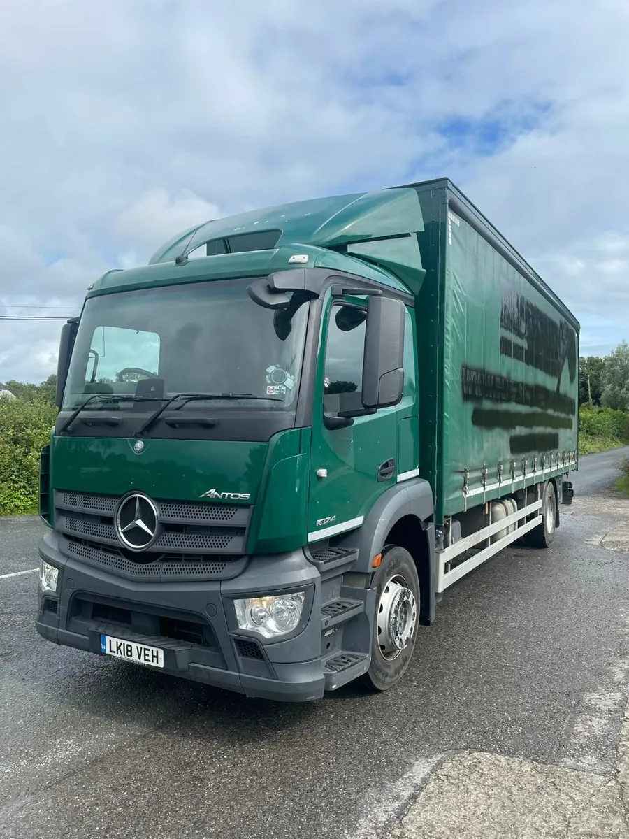 2018 - Mercedes Antos 1824 Curtainsider - Image 1