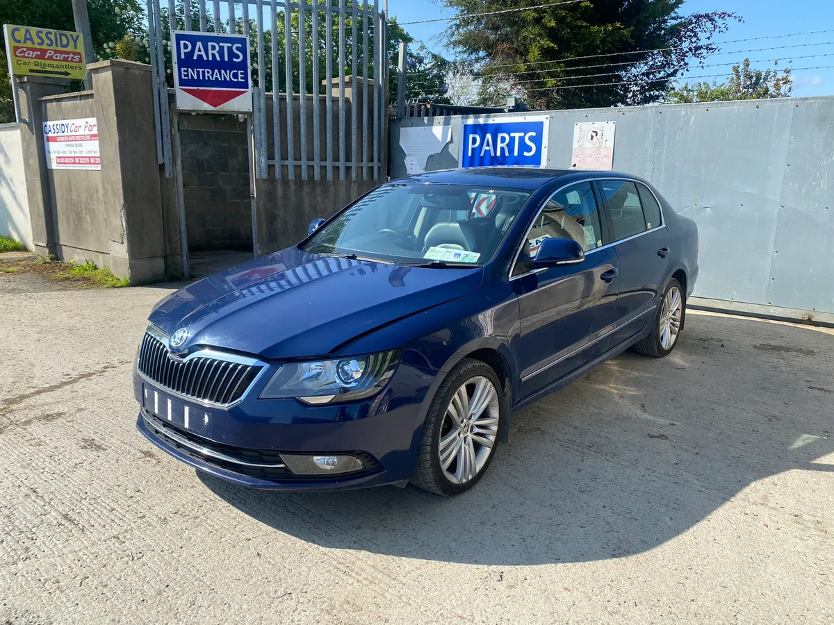 For Parts 151 Skoda Superb 2l diesel - Image 3