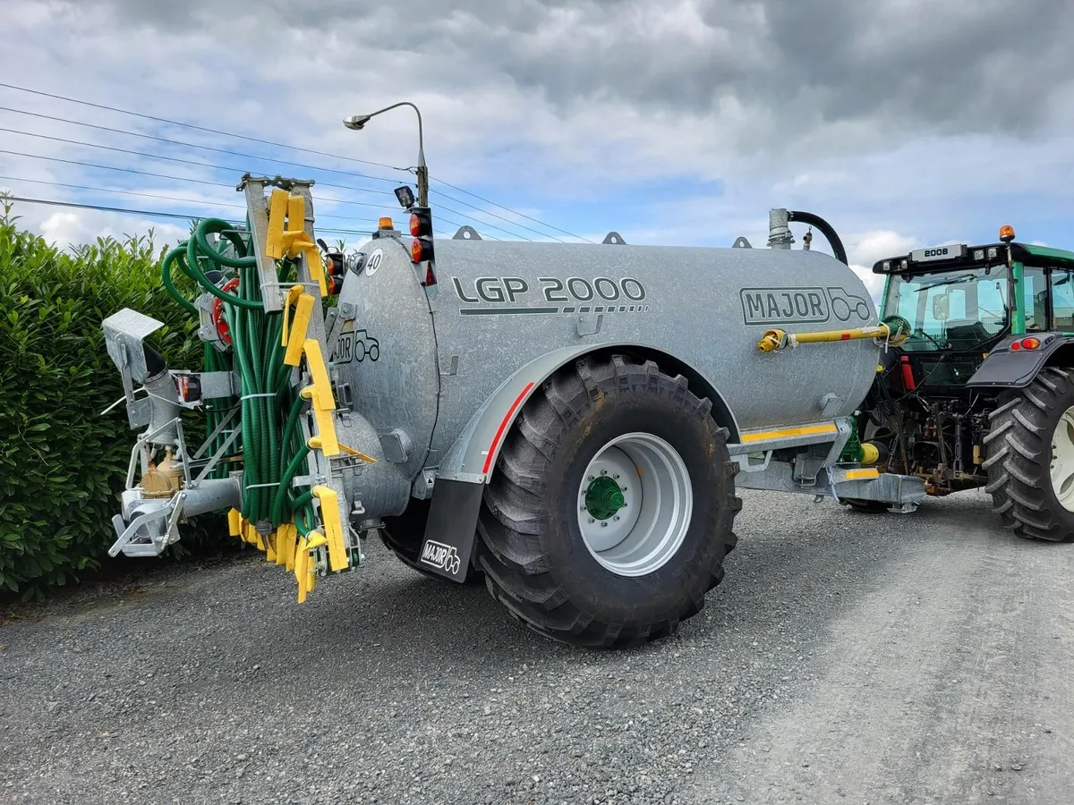 Major 2000 c/w Dribble bar - Image 1
