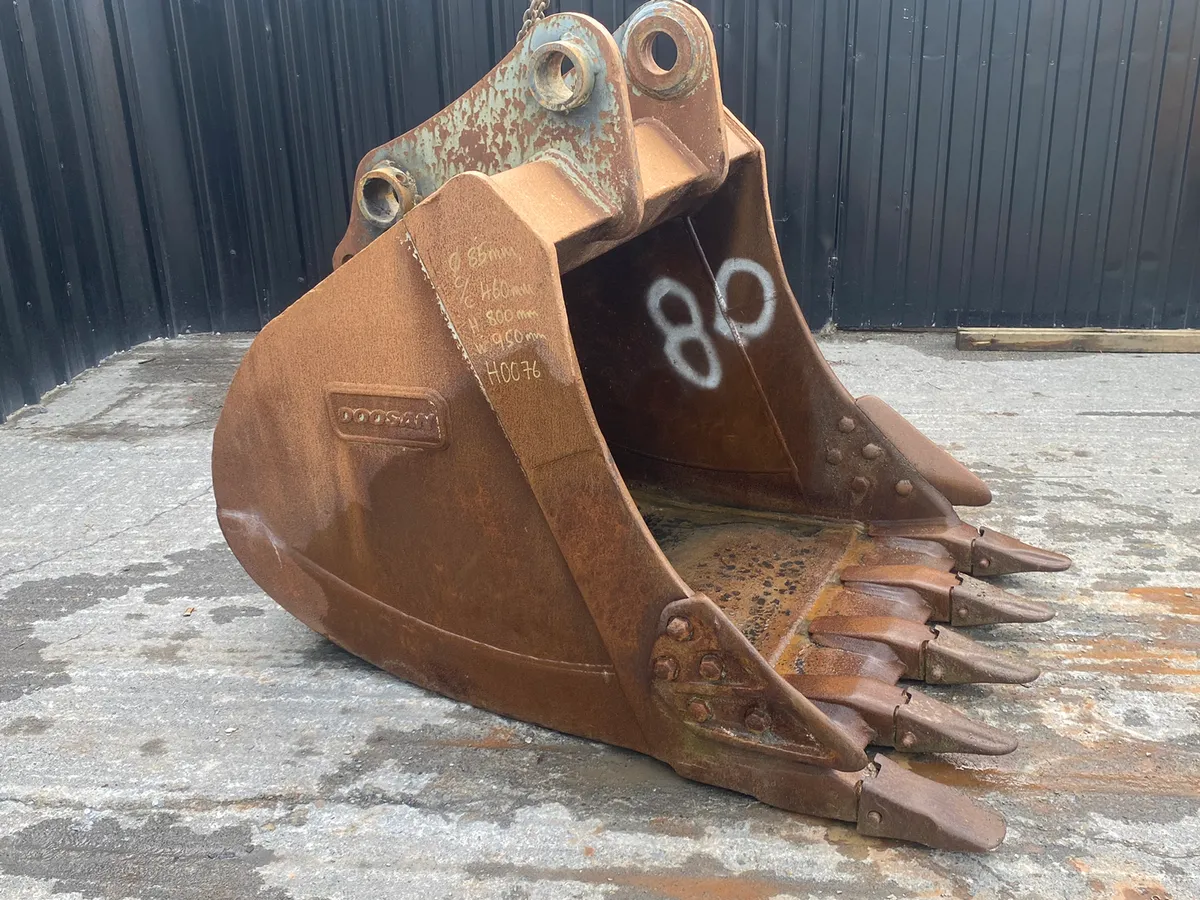 Bucket H0076 - Image 1