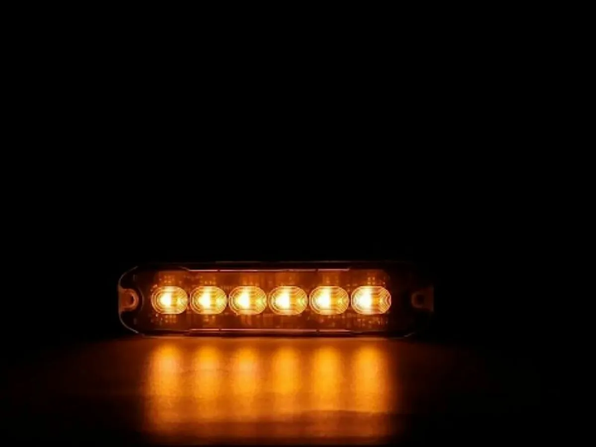 10W Amber High Quality Strobe Light - Image 3