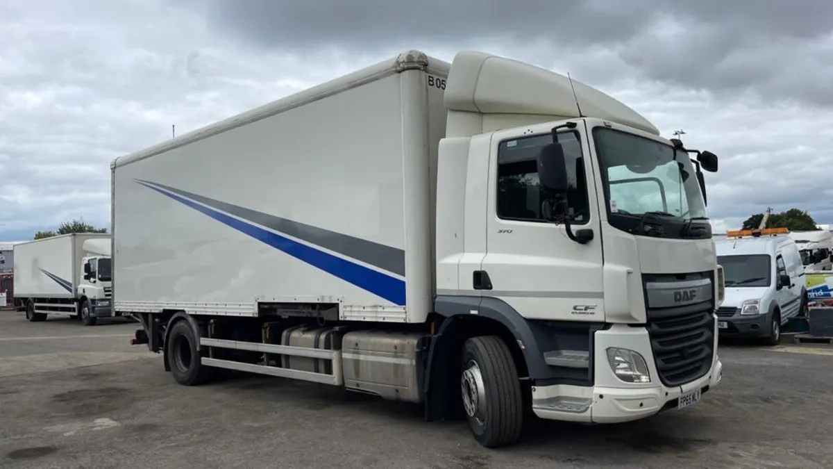 2016 Daf CF 370 Demount box 25F body drag hitch