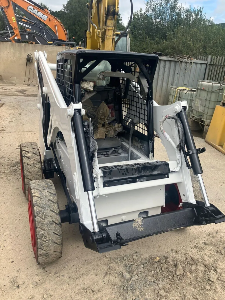 Bobcat 873 skid steer